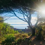 Villa Les Quatre Vents Mit Traumhaftem Meerblick