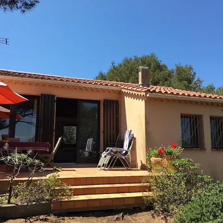 Villa Les Quatre Vents Mit Traumhaftem Meerblick