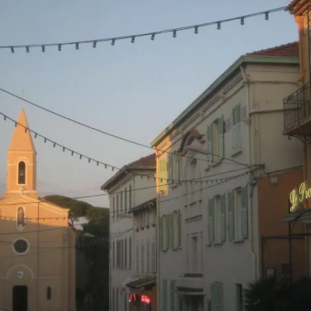 Les Quatre Vents Mit Traumhaftem Meerblick 耶尔