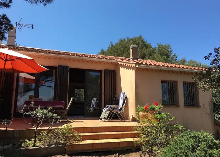 Villa Les Quatre Vents Mit Traumhaftem Meerblick