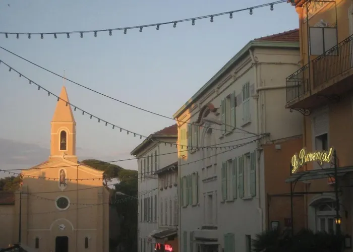 Les Quatre Vents Mit Traumhaftem Meerblick Hyères